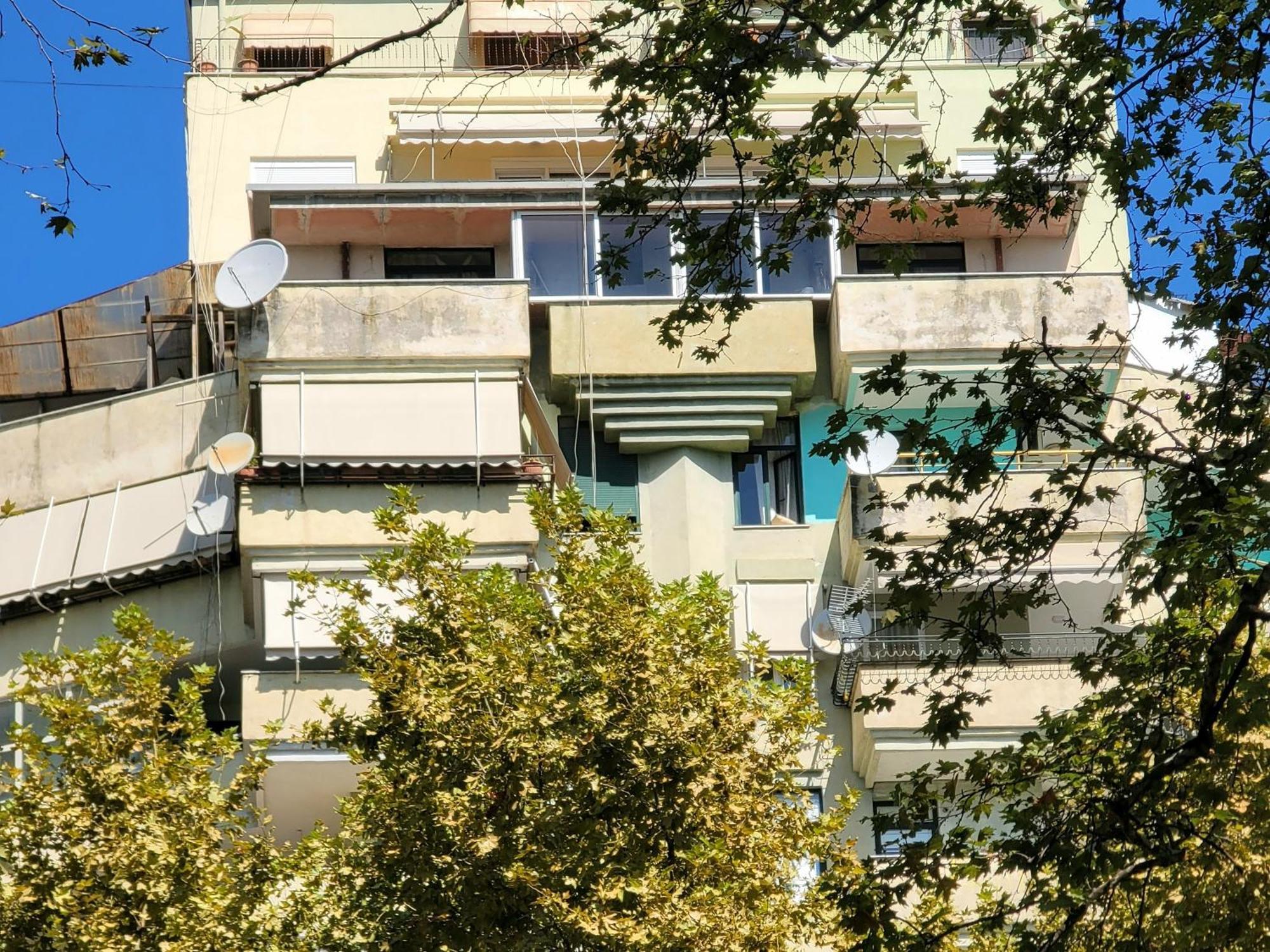 Panoramic Apartment Tiranë Luaran gambar